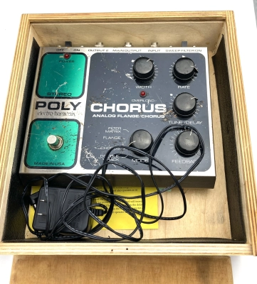 EHX POLYCHORUS REISSUE W/BOX & MANUAL 6